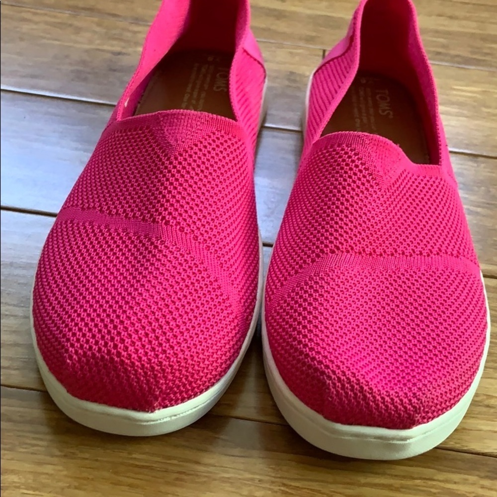 NEW TOMS  slip-on woven fabric hot pink sz 6Y - Picture 4 of 7
